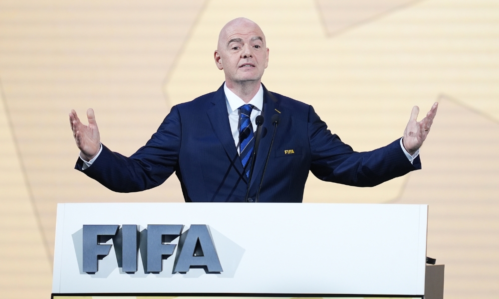 在曼联面临 在曼联面临